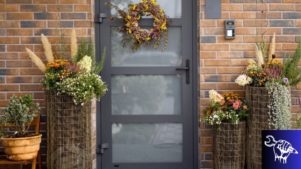 Porch and Balcony Work: Decorate the door